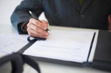 Avocat Christelle Lextrait -  Conseil juridique pour le changement d'identité d'une personne transgenre à Saint-Gilles 30800